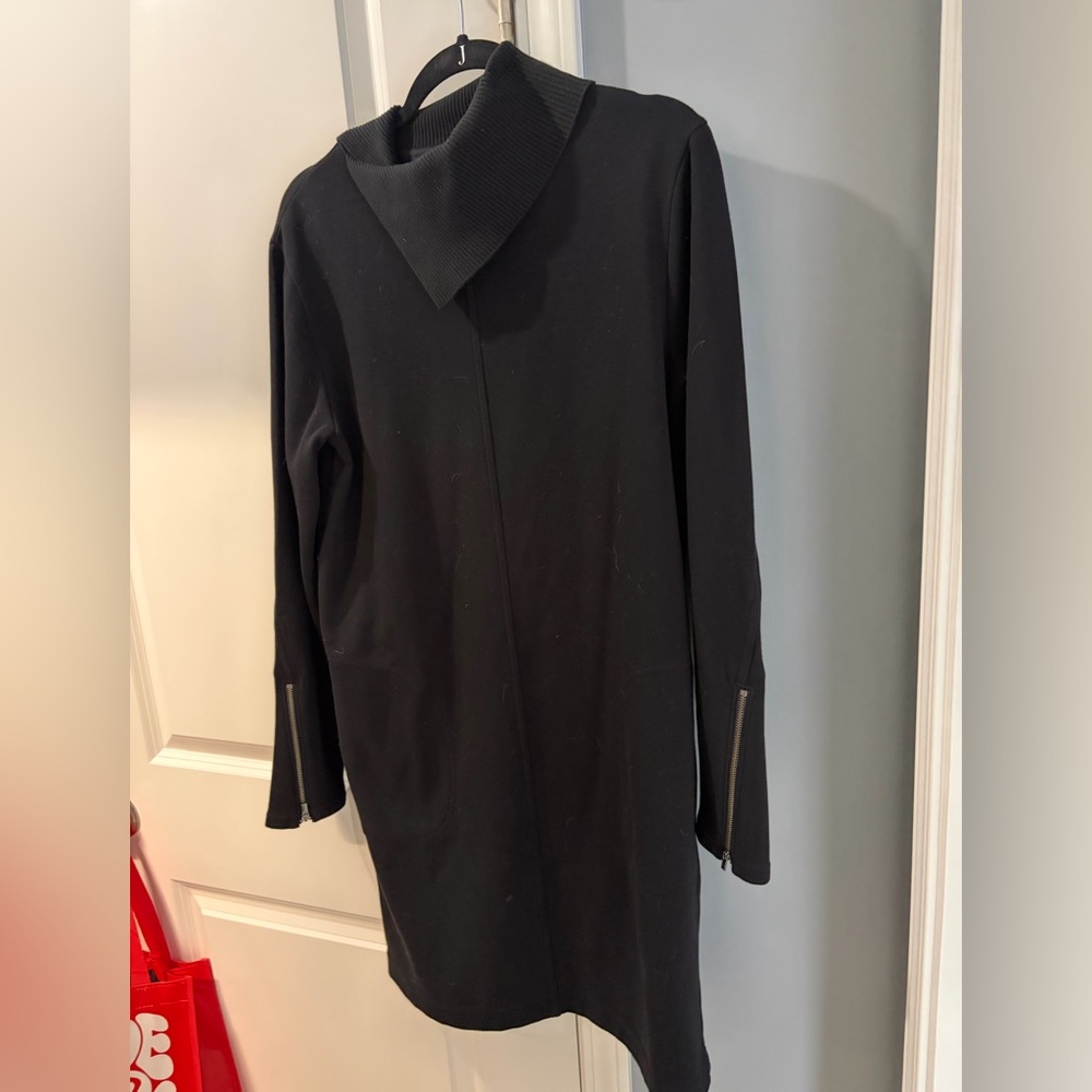Athleta Black Ribbed Collar Top